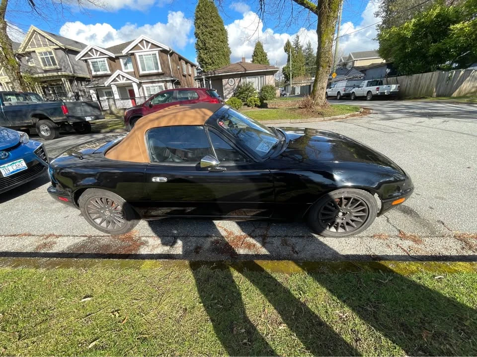 1992 Mazda NA MX-5 Miata - Image 2 of 9
