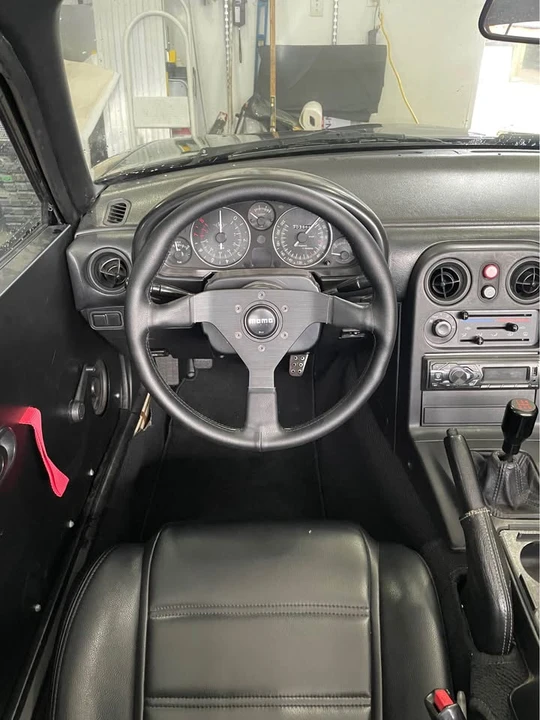 1992 Mazda NA MX-5 Miata - Image 7 of 9
