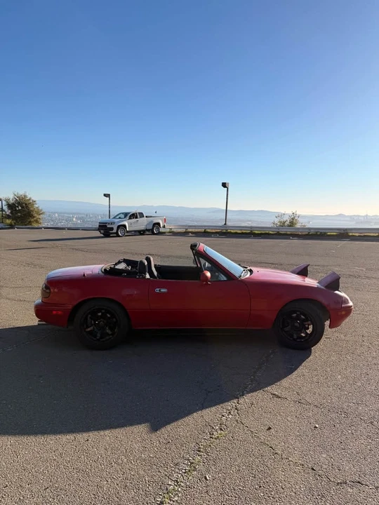 1992 Mazda NA MX-5 Miata - Image 8 of 11