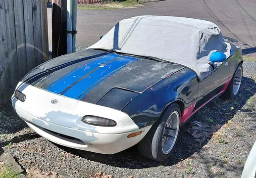1992 Mazda MX-5 Miata 10th Anniversary Convertible
