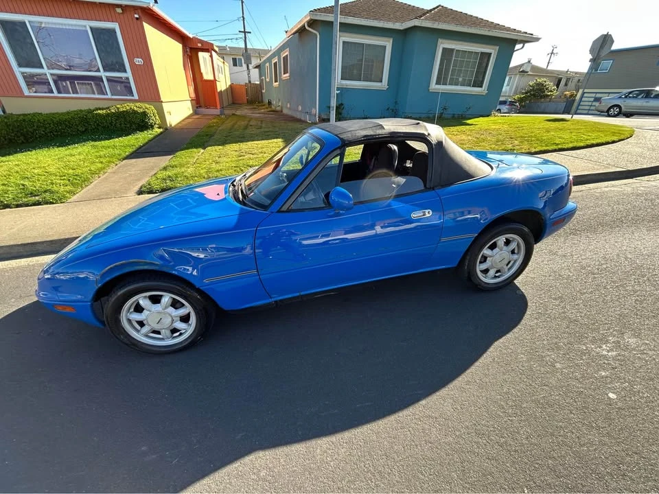 1992 Mazda NA MX-5 Miata - Image 11 of 20