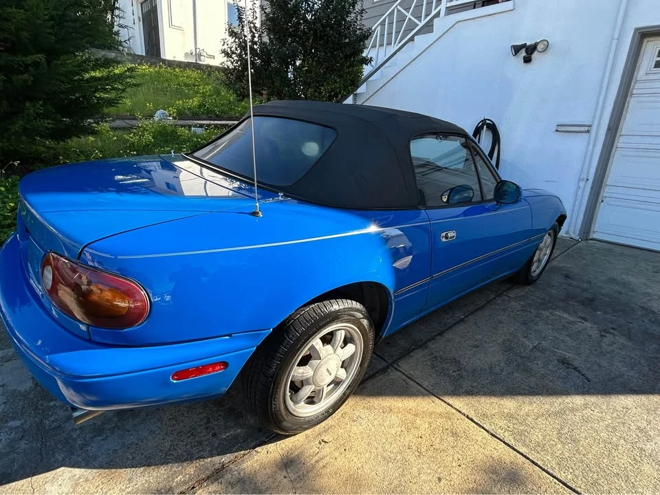 1992 Mazda NA MX-5 Miata - Image 2 of 20