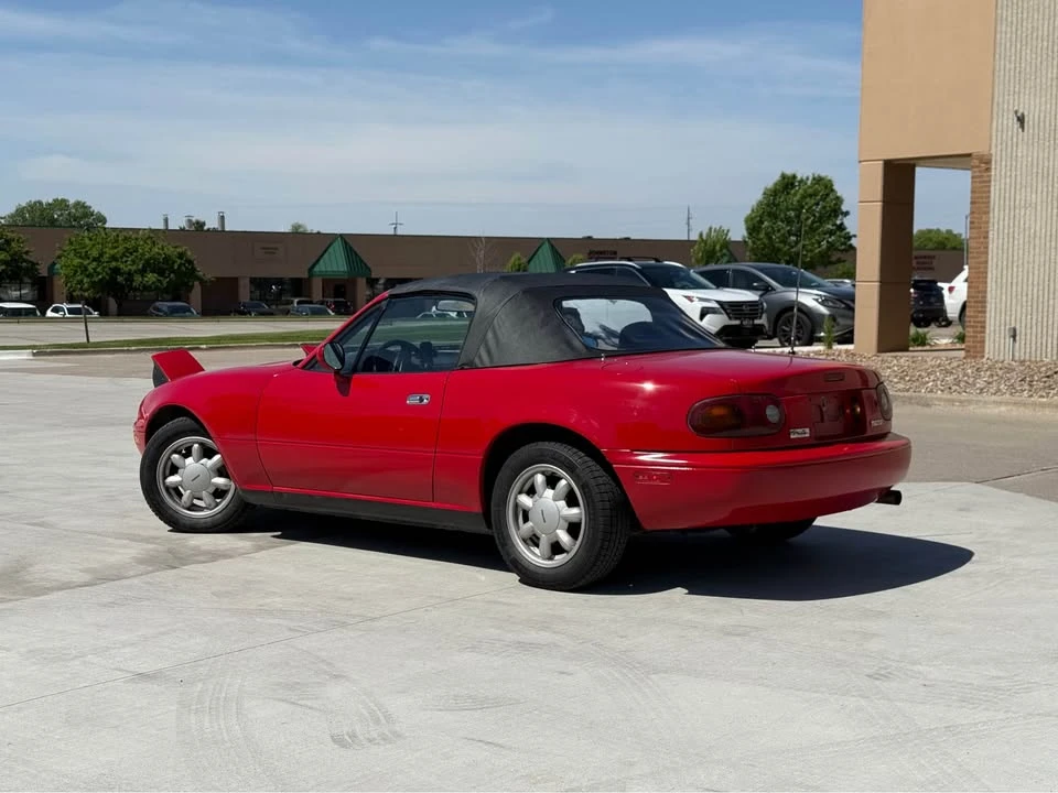 1992 Mazda NA MX-5 Miata - Image 4 of 16