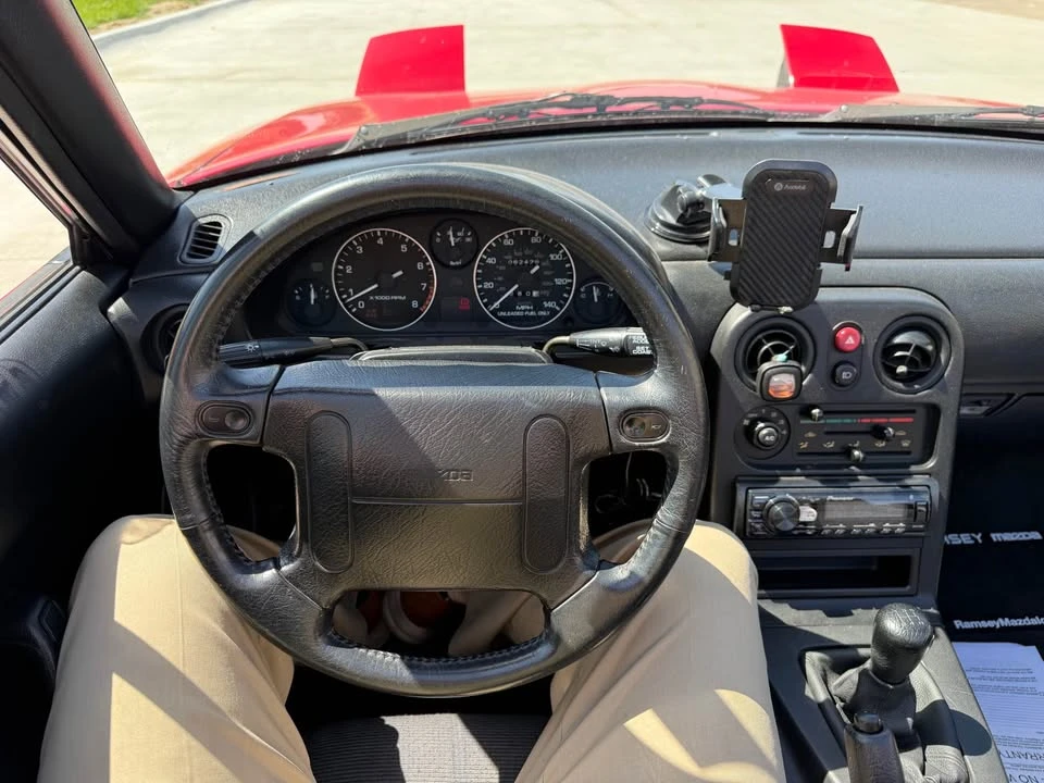 1992 Mazda NA MX-5 Miata - Image 13 of 16