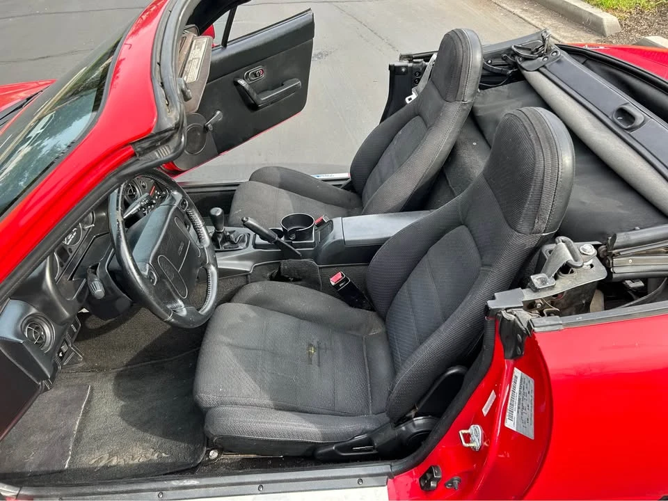 1992 Mazda NA MX-5 Miata - Image 18 of 20