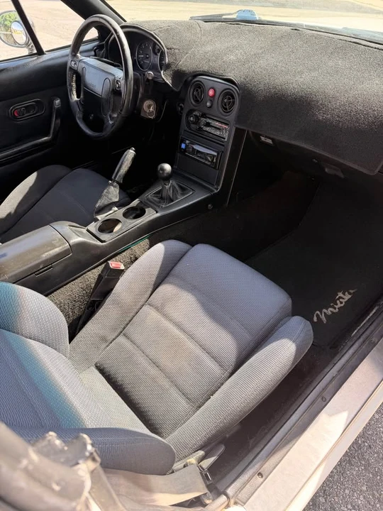 1992 Mazda NA MX-5 Miata - Image 8 of 8
