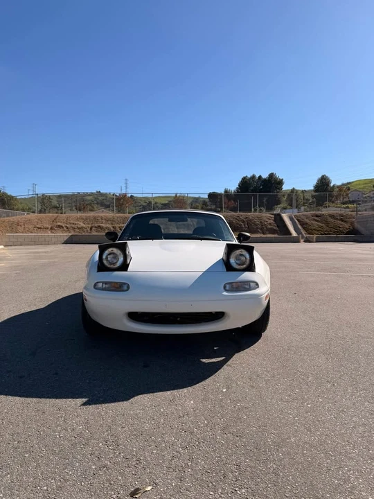 1992 Mazda NA MX-5 Miata - Image 7 of 8