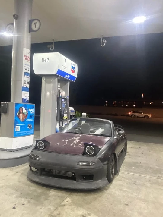 1992 Mazda NA MX-5 Miata - Image 5 of 5
