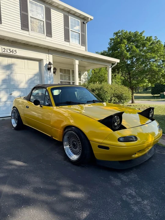 1992 Mazda NA MX-5 Miata - Image 2 of 10