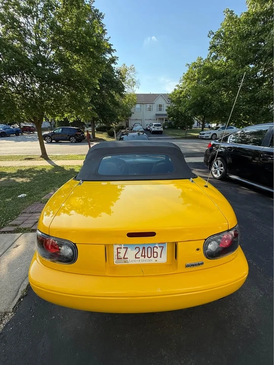 1992 Mazda NA MX-5 Miata - Image 6 of 10