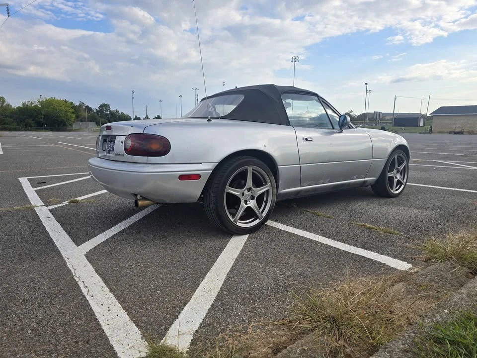 1992 Mazda NA MX-5 Miata - Image 3 of 10