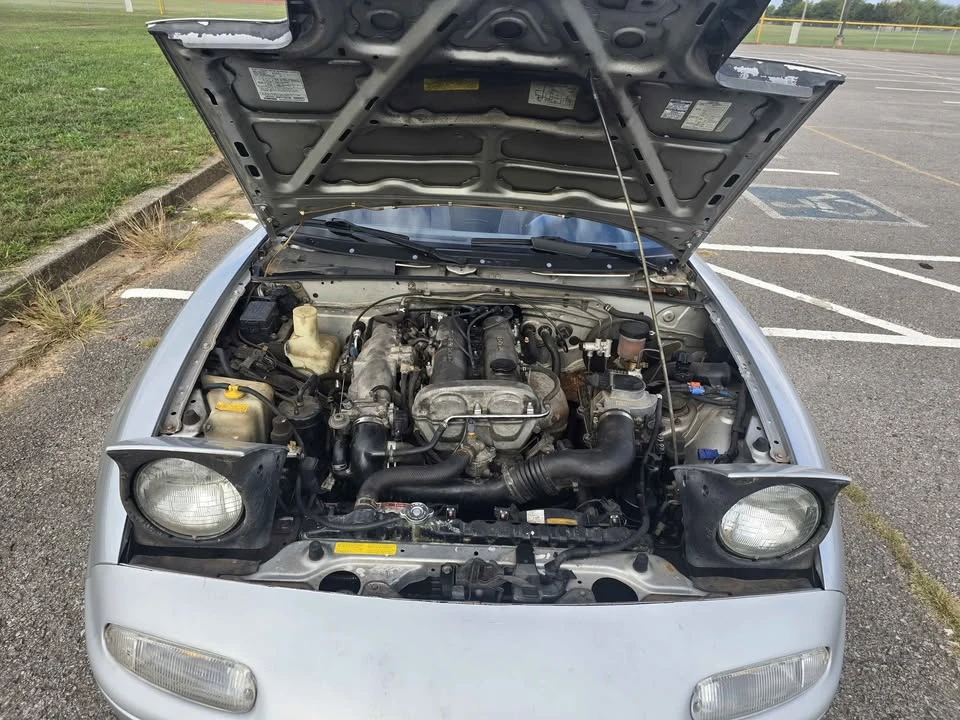 1992 Mazda NA MX-5 Miata - Image 8 of 10