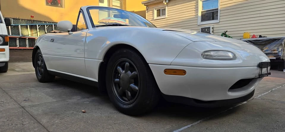 1992 Mazda NA MX-5 Miata - Image 2 of 19