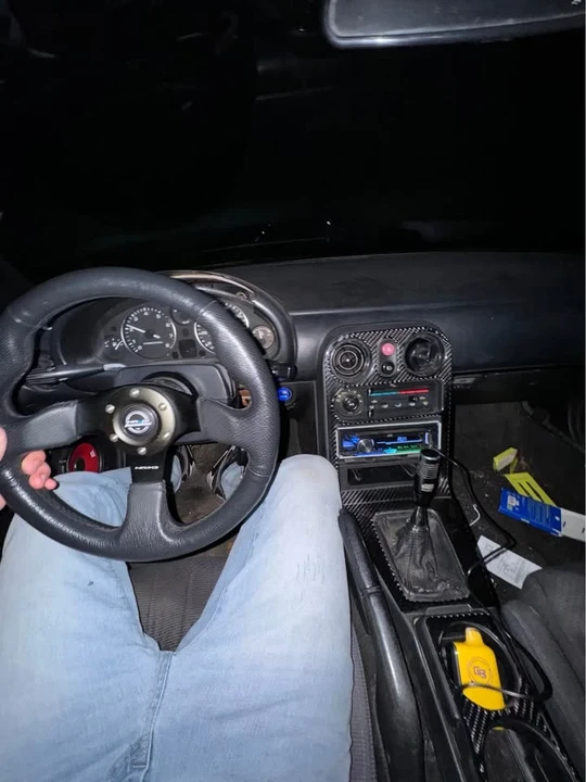 1992 Mazda NA MX-5 Miata - Image 2 of 2