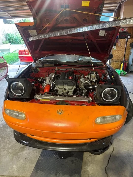 1992 Mazda NA MX-5 Miata - Image 7 of 10