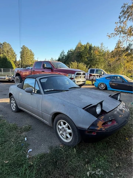 1992 Mazda NA MX-5 Miata - Image 2 of 9