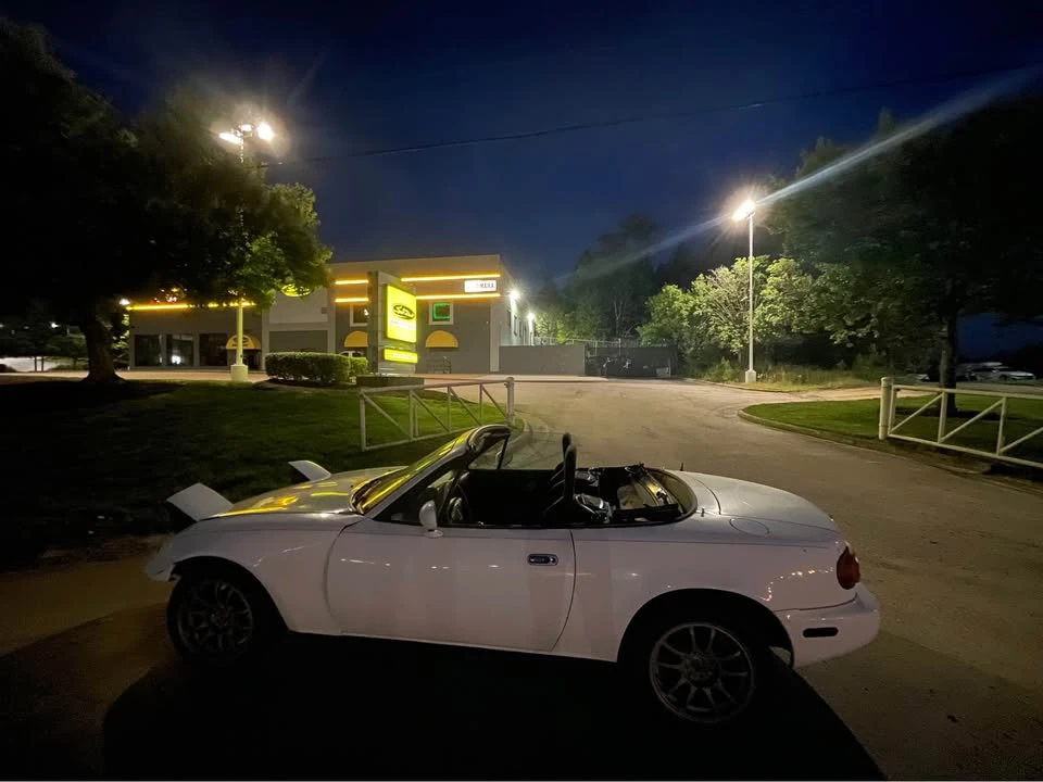 1992 Mazda NA MX-5 Miata - Image 3 of 18