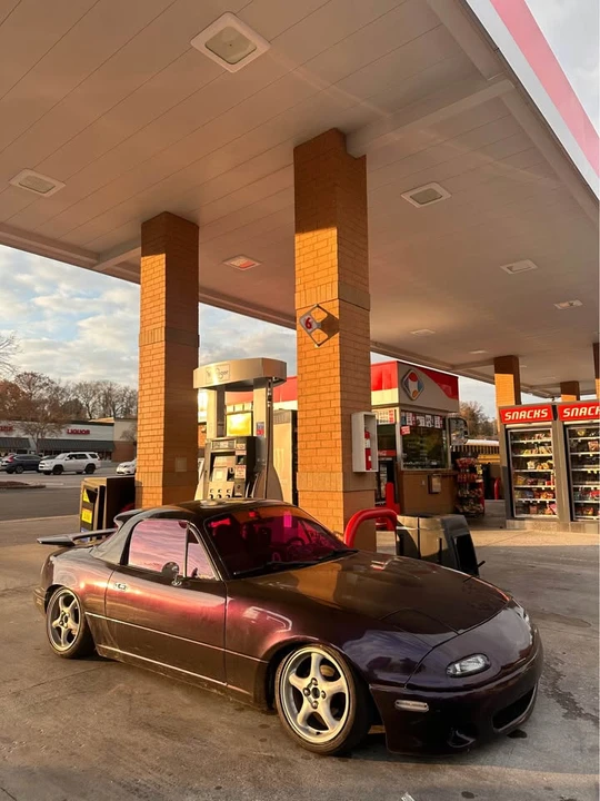 1992 Mazda NA MX-5 Miata - Image 5 of 10