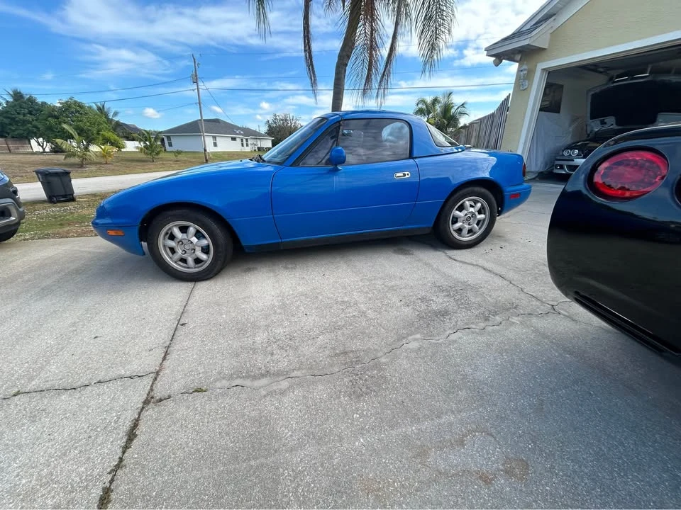 1992 Mazda NA MX-5 Miata - Image 2 of 5