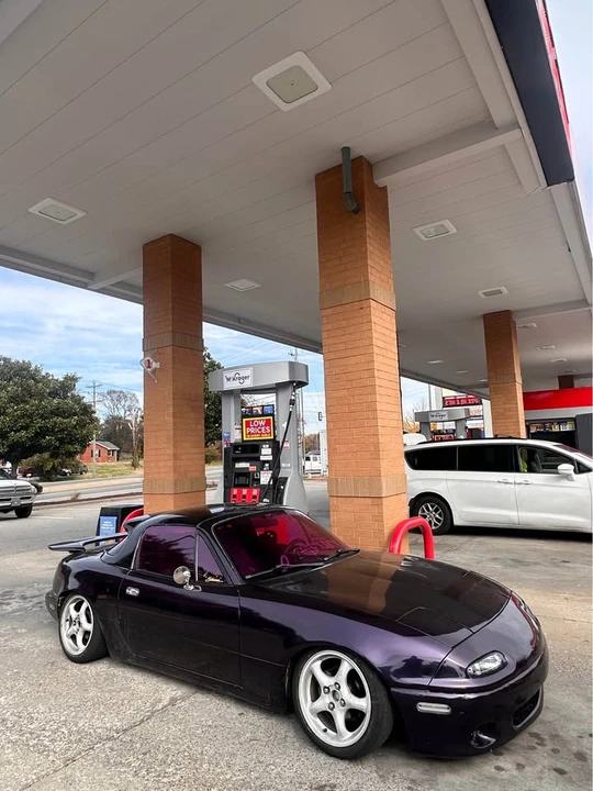 1992 Mazda NA MX-5 Miata - Image 8 of 10