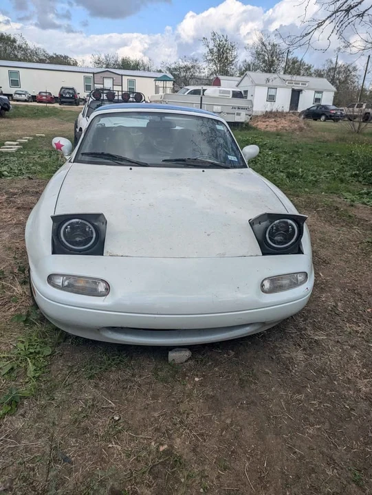 1992 Mazda NA MX-5 Miata - Image 3 of 11