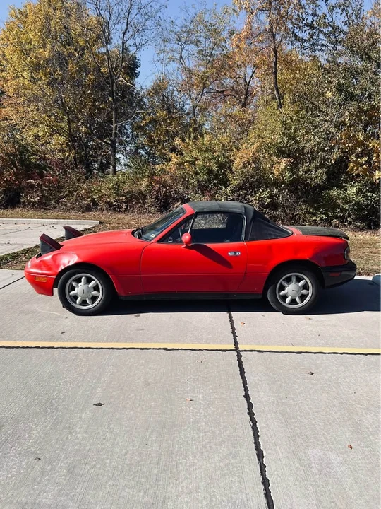 1992 Mazda NA MX-5 Miata - Image 5 of 7