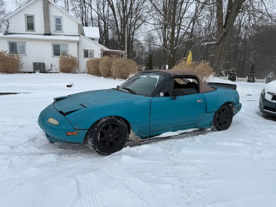1992 Mazda NA MX-5 Miata - Image 5 of 6
