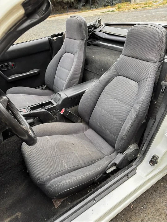 1992 Mazda NA MX-5 Miata - Image 7 of 10