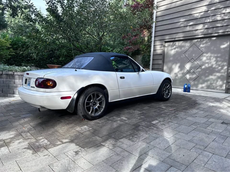 1992 Mazda NA MX-5 Miata - Image 3 of 11