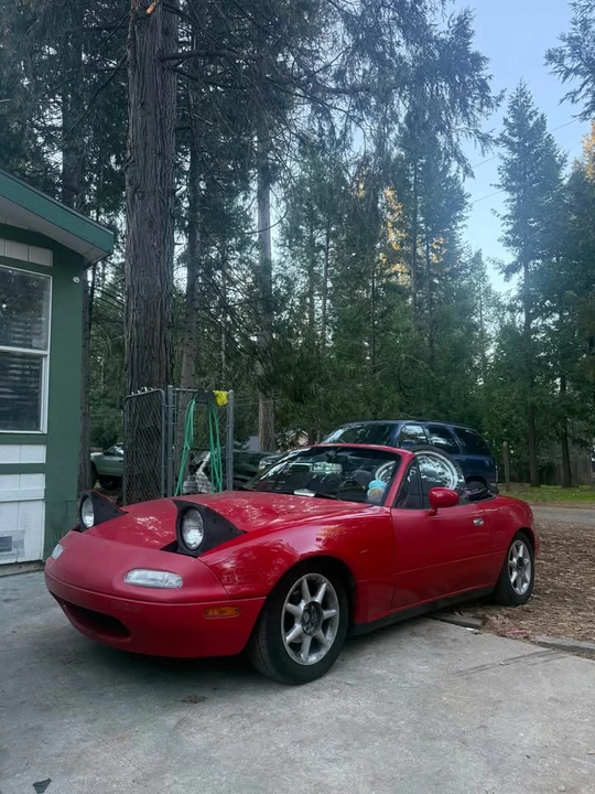 1992 Mazda NA MX-5 Miata - Image 8 of 13