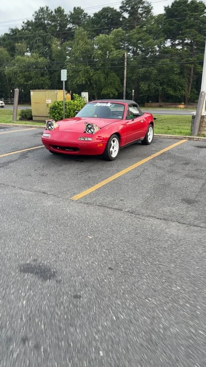 1992 Mazda NA MX-5 Miata - Image 6 of 9