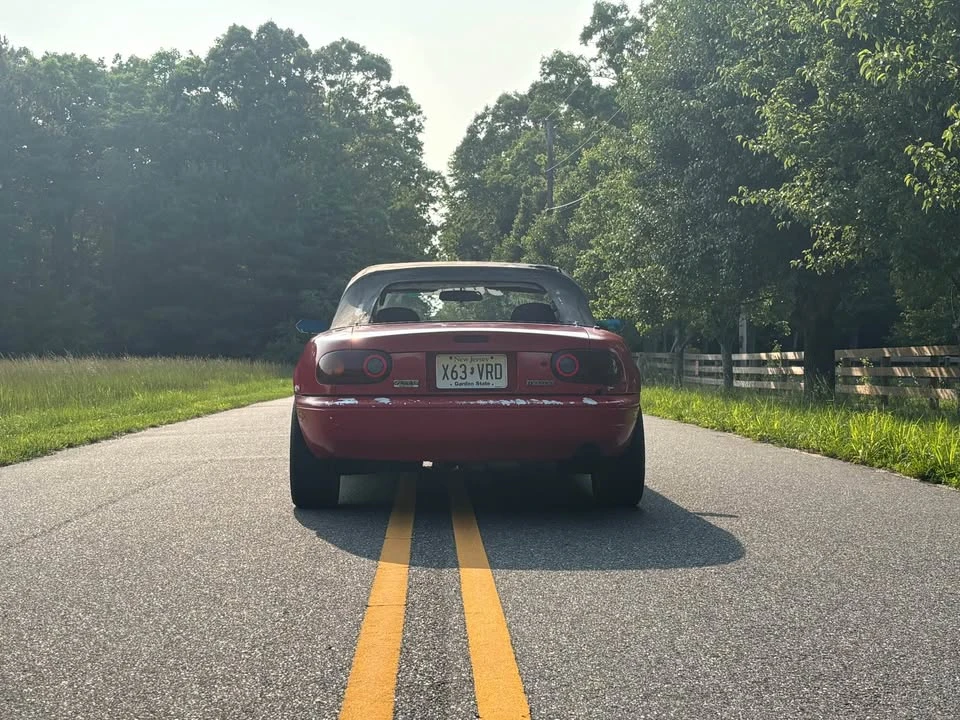 1992 Mazda NA MX-5 Miata - Image 5 of 9