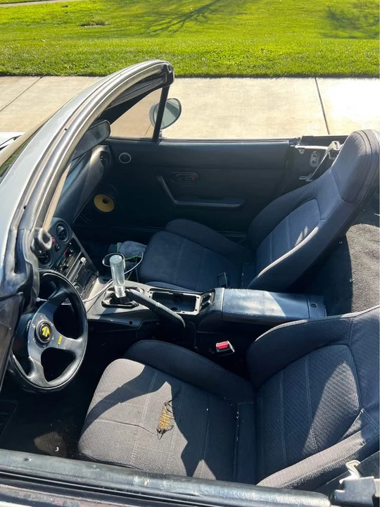 1992 Mazda NA MX-5 Miata - Image 5 of 5