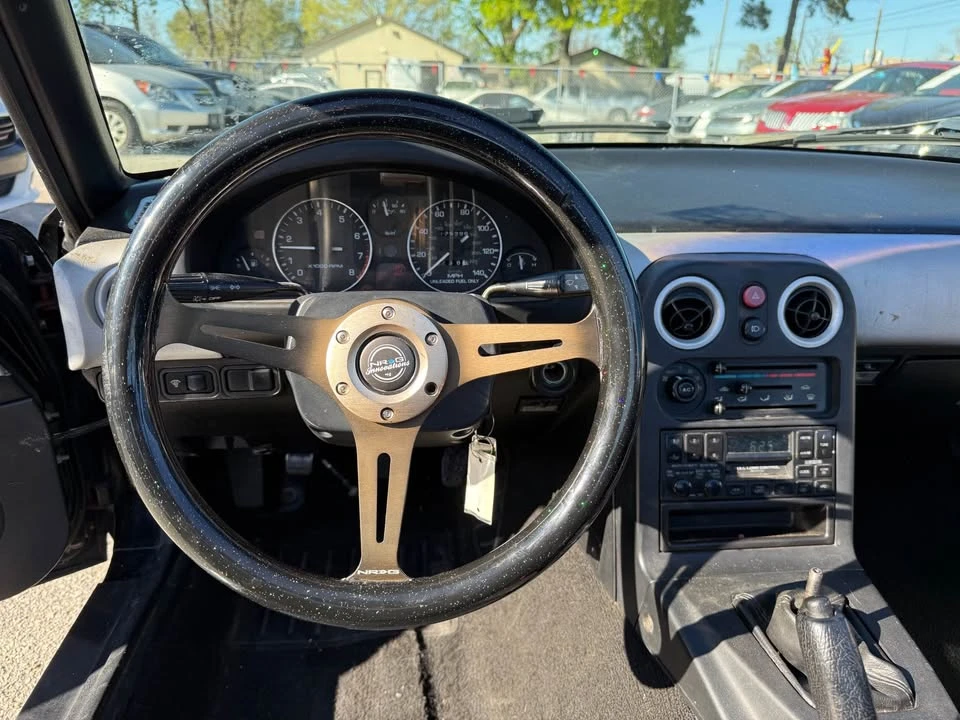 1992 Mazda NA MX-5 Miata - Image 17 of 20