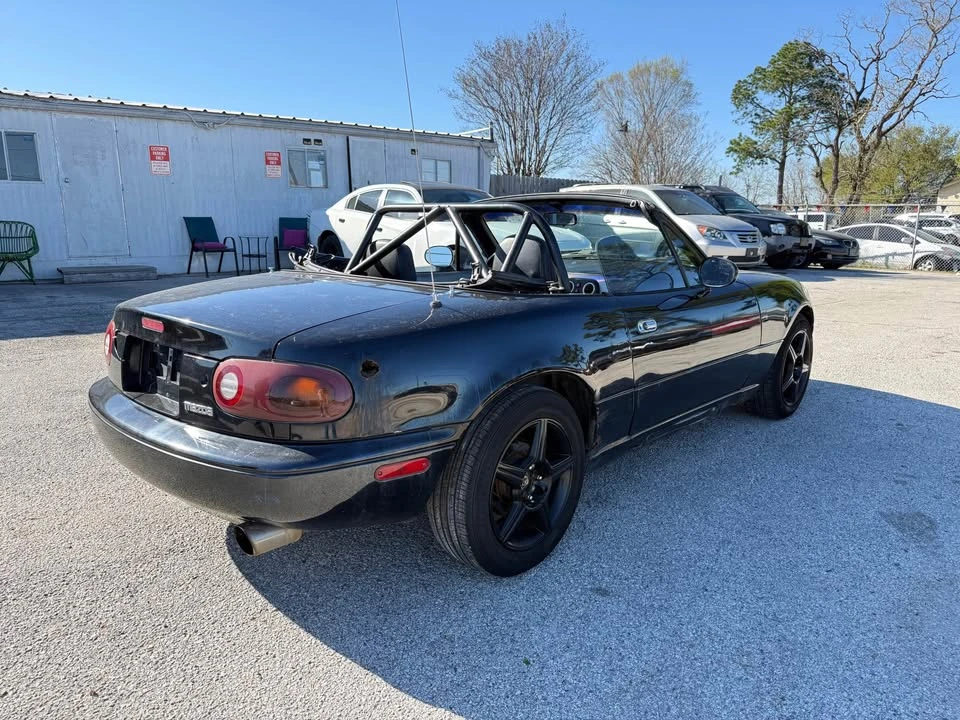 1992 Mazda NA MX-5 Miata - Image 9 of 20