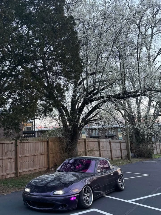 1992 Mazda NA MX-5 Miata - Image 8 of 15