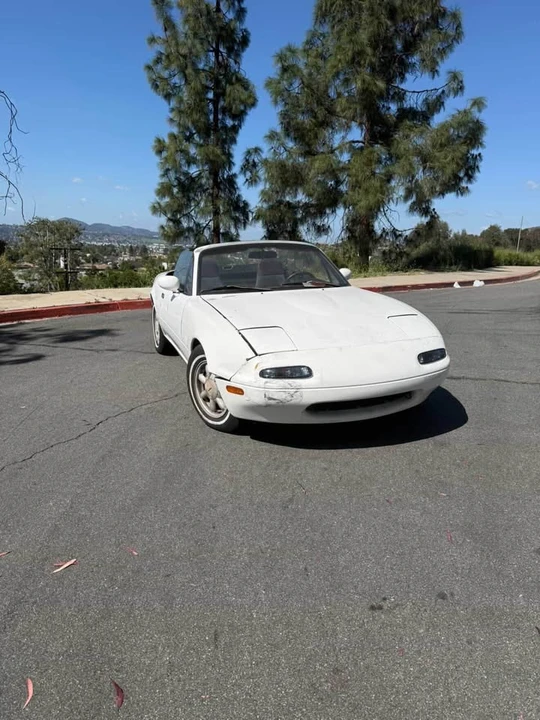 1992 Mazda NA MX-5 Miata - Image 5 of 11