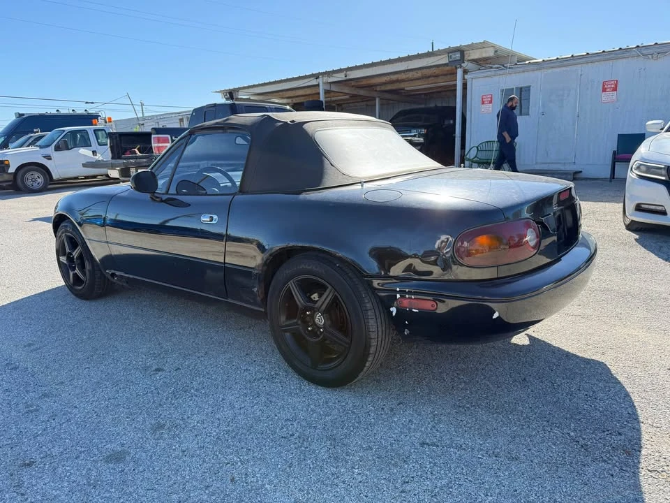 1992 Mazda NA MX-5 Miata - Image 4 of 20