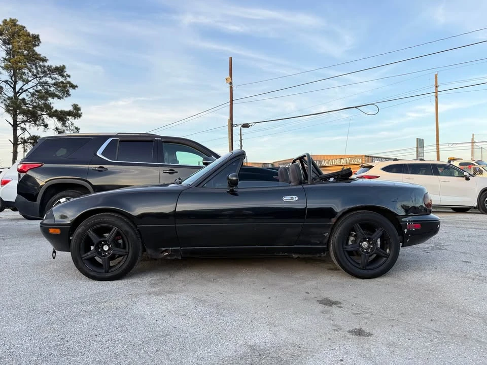1992 Mazda NA MX-5 Miata - Image 2 of 20