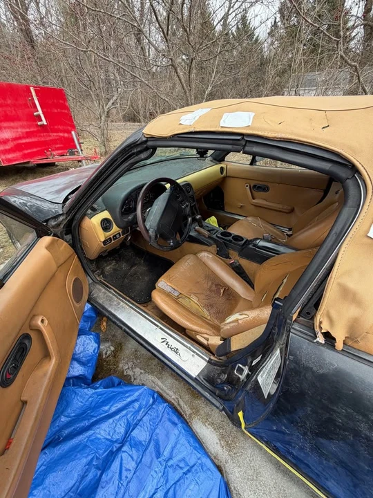 1992 Mazda NA MX-5 Miata - Image 5 of 7