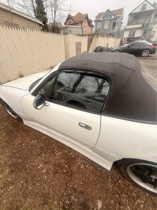 1992 Mazda NA MX-5 Miata - Image 7 of 8