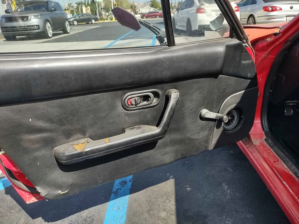 1992 Mazda NA MX-5 Miata - Image 6 of 6