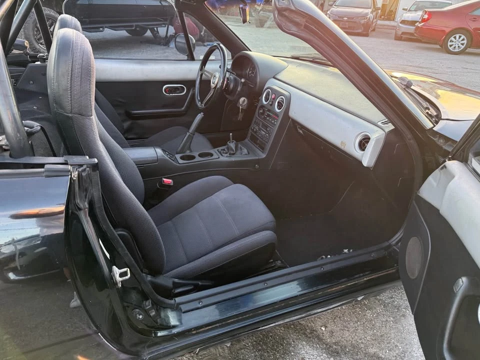 1992 Mazda NA MX-5 Miata - Image 8 of 20