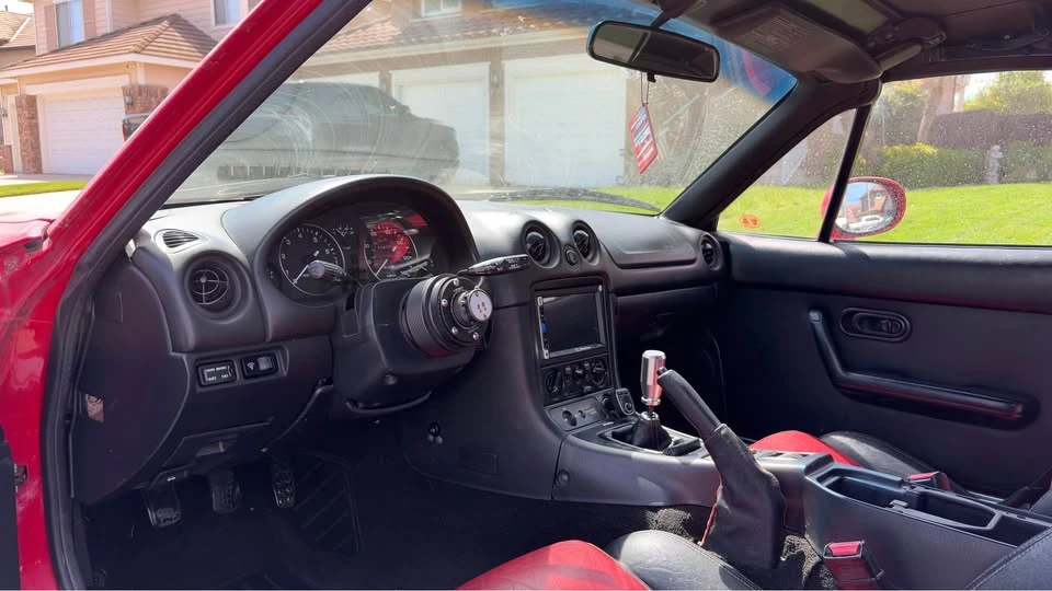 1992 Mazda NA MX-5 Miata - Image 3 of 4