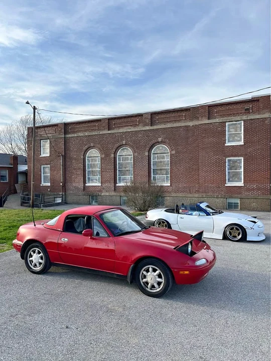 1992 Mazda NA MX-5 Miata - Image 2 of 20