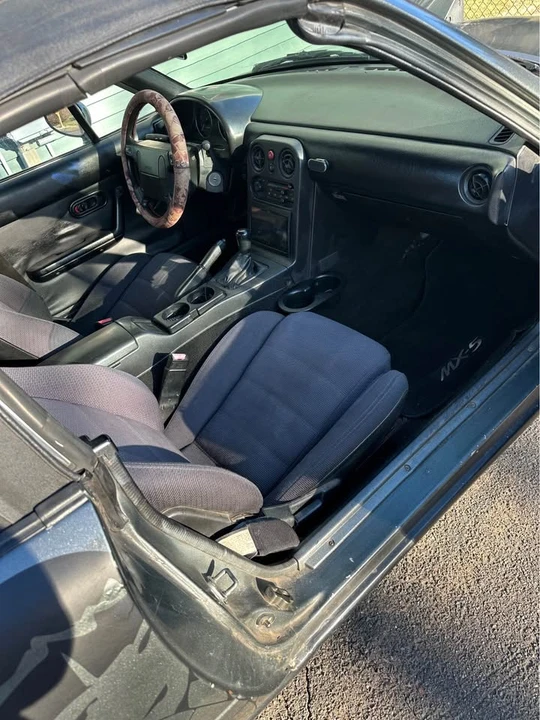1992 Mazda NA MX-5 Miata - Image 3 of 5