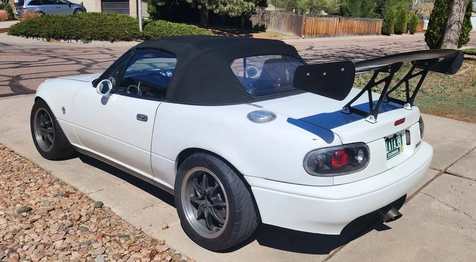 1992 Mazda NA MX-5 Miata - Image 2 of 20