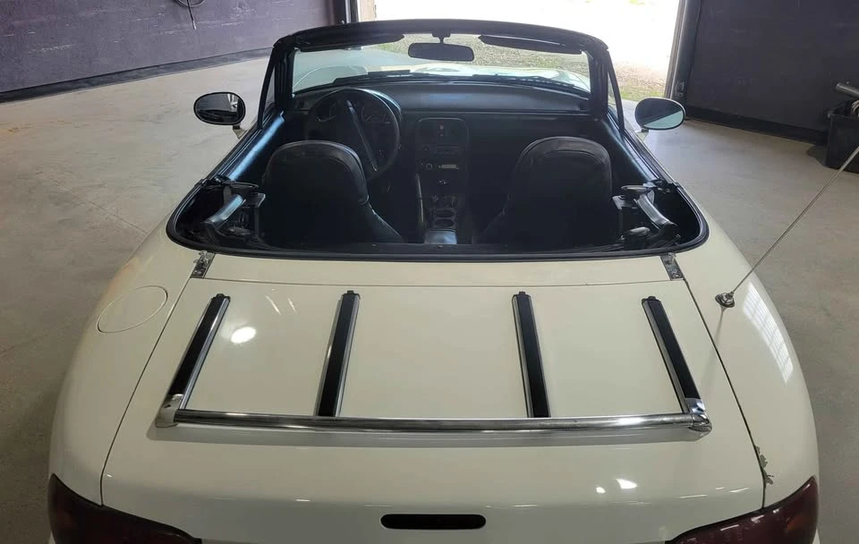 1992 Mazda NA MX-5 Miata - Image 4 of 13