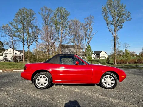 1992 Mazda MX-5 Miata Convertible