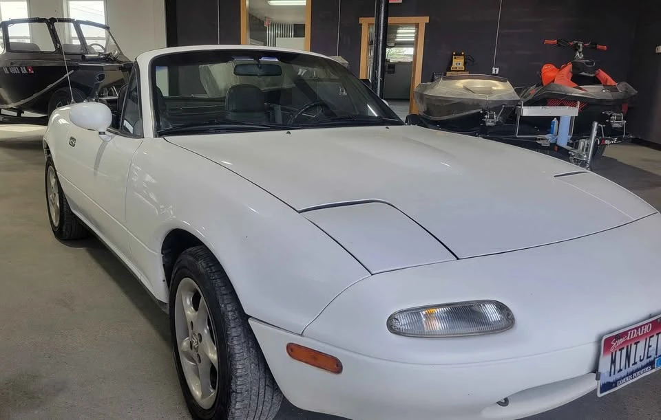 1992 Mazda NA MX-5 Miata - Image 2 of 13